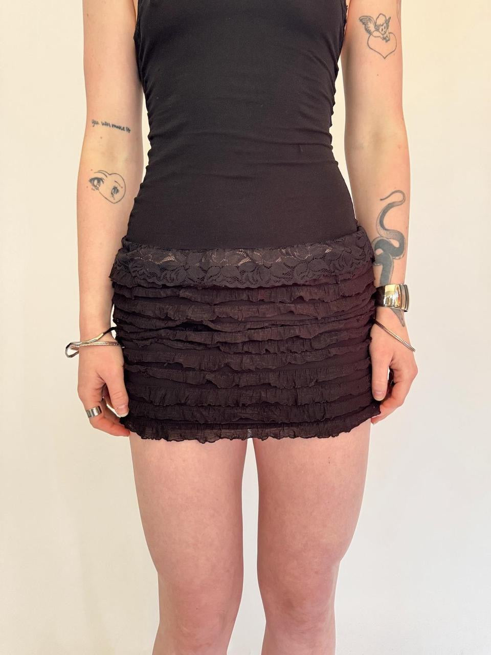 vintage ruffled mini skirt