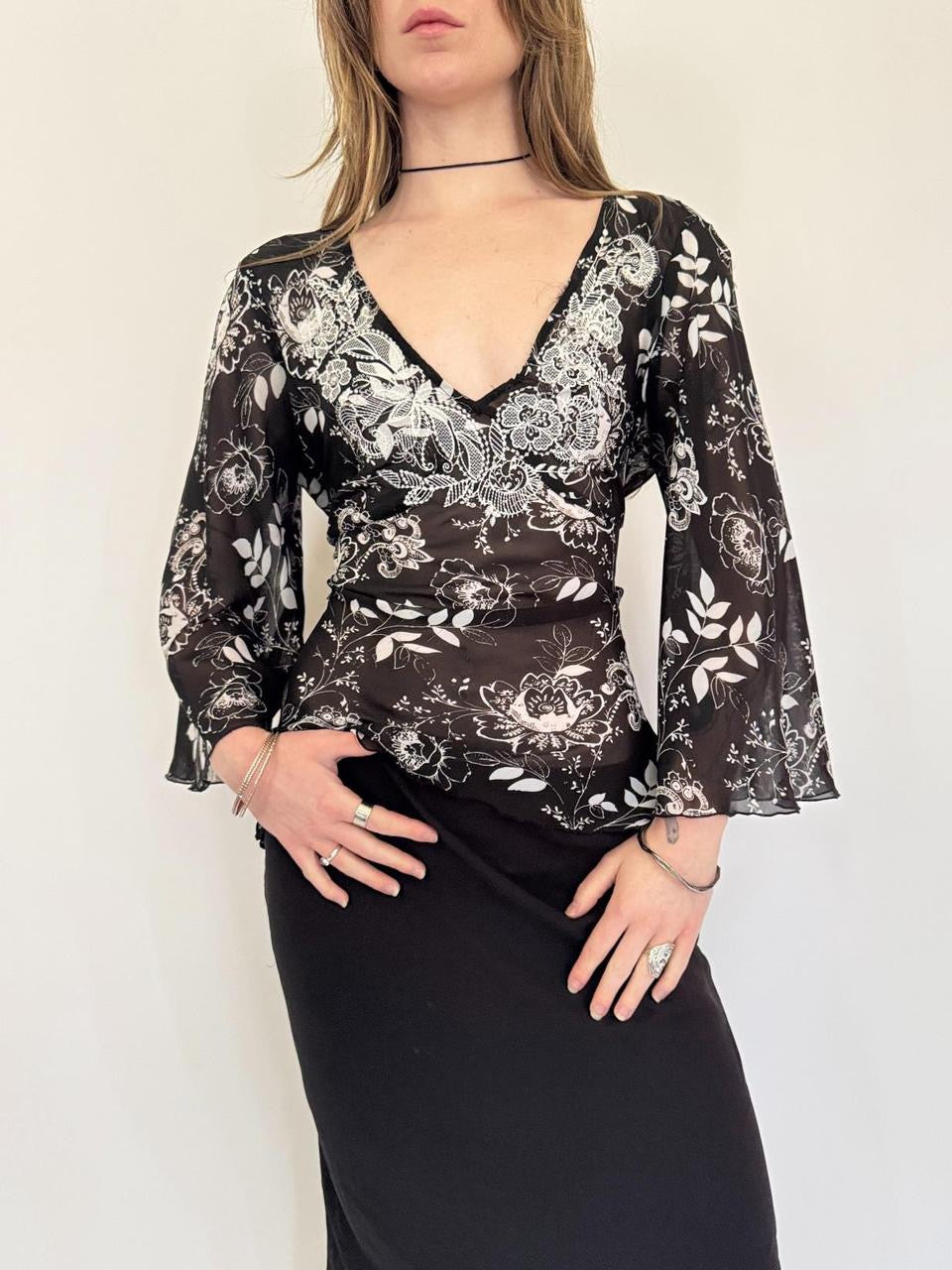 vintage floral flare sleeve tie waist blouse