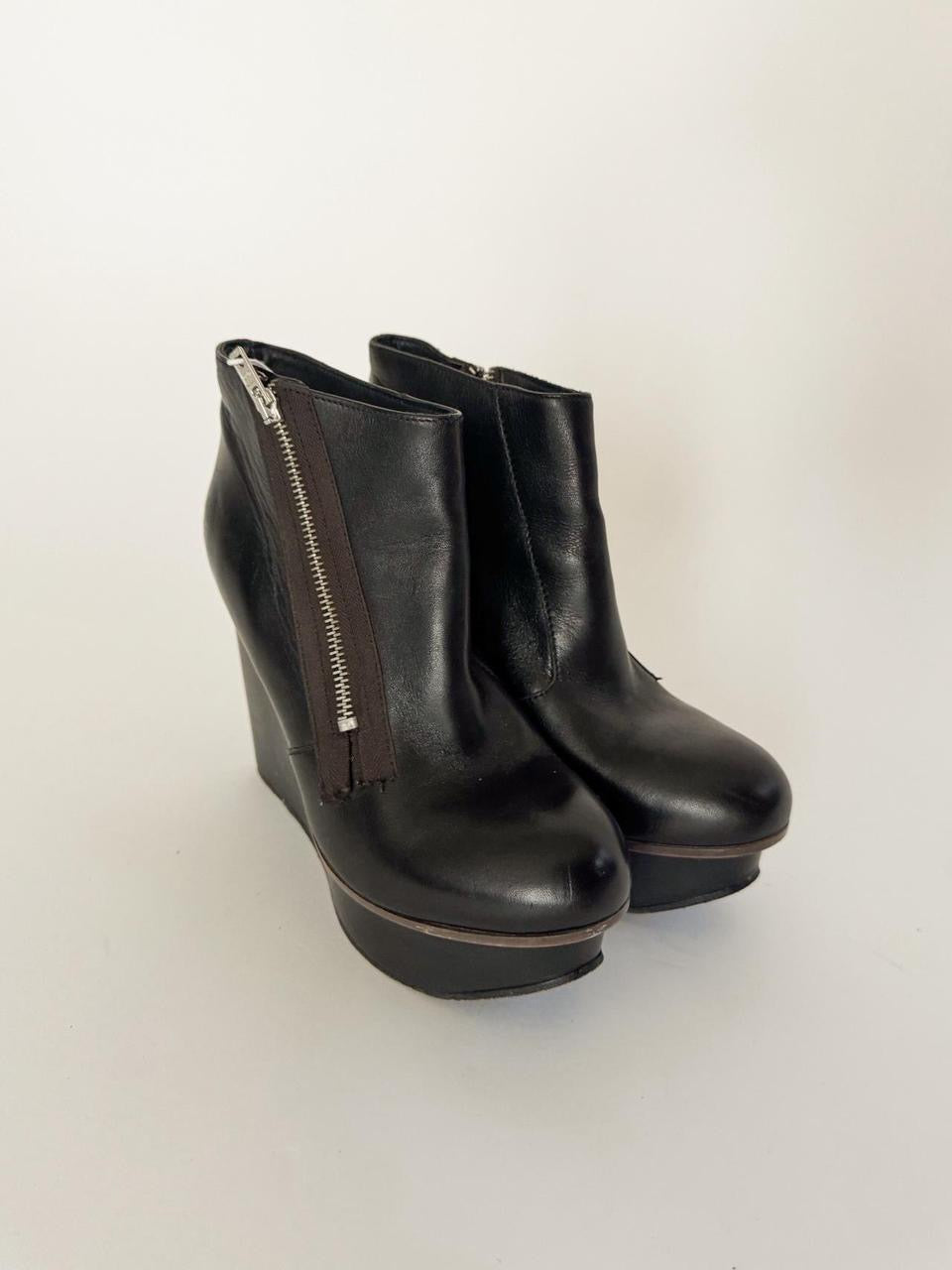 vintage diesel wedge boots