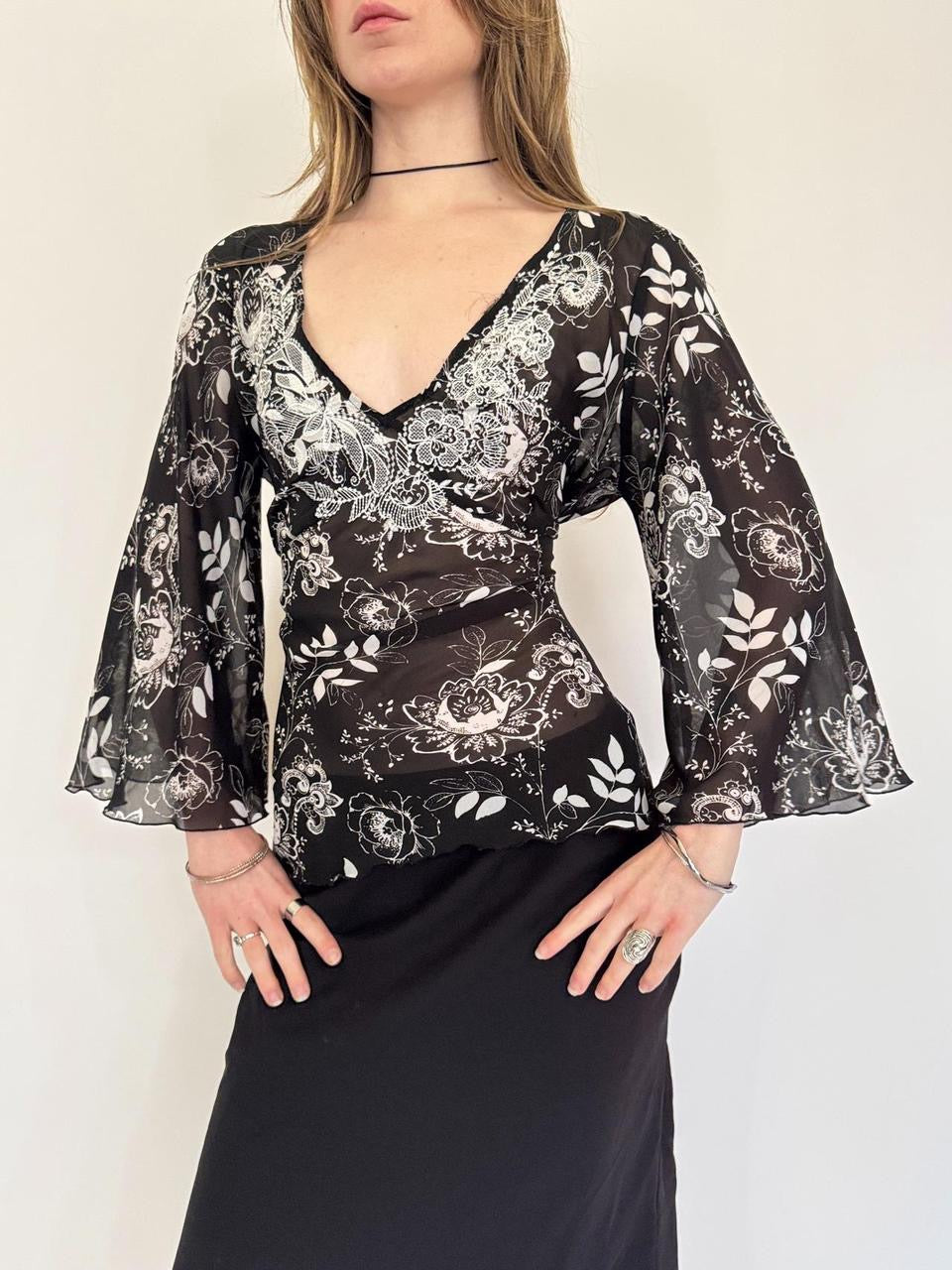 vintage floral flare sleeve tie waist blouse