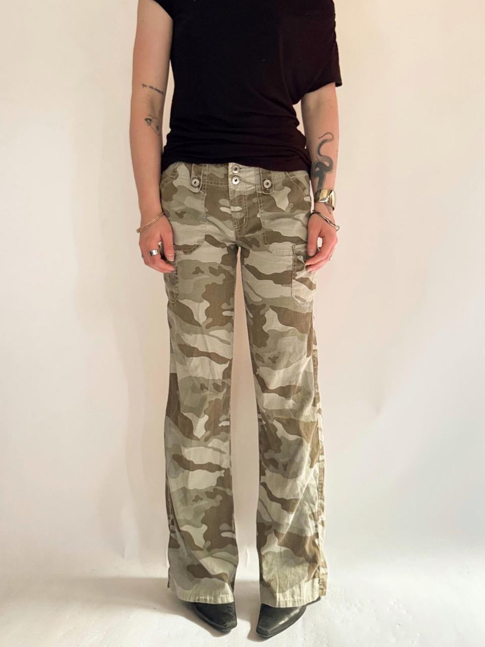 vintage low rise flare cargo pants