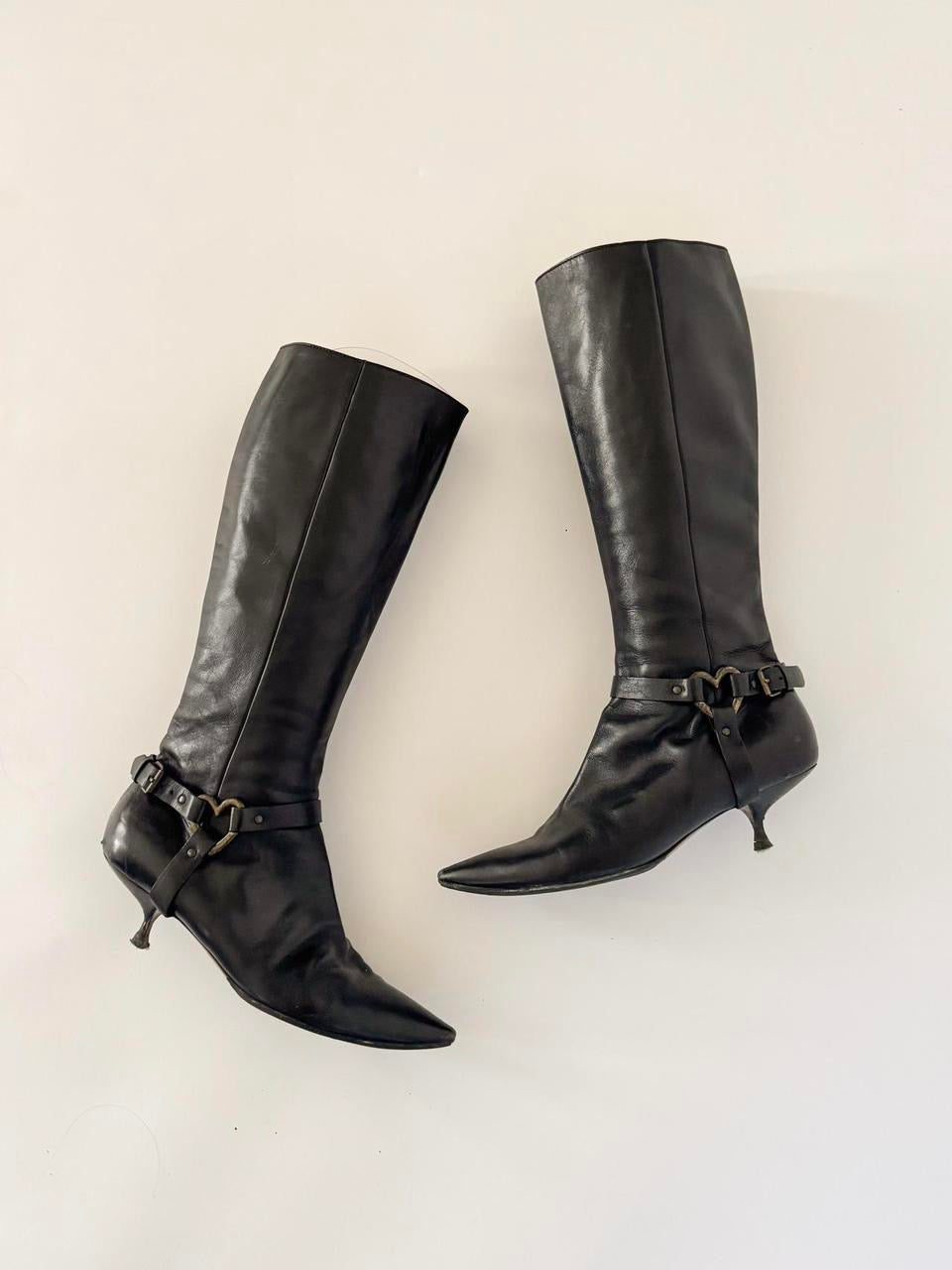 vintage moschino buckle kitten boots