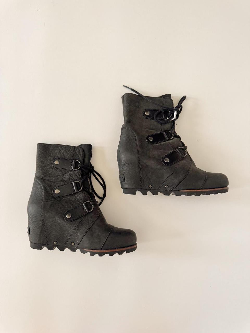 vintage leather wedge boots
