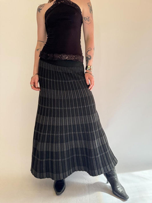vintage plaid pleated maxi skirt