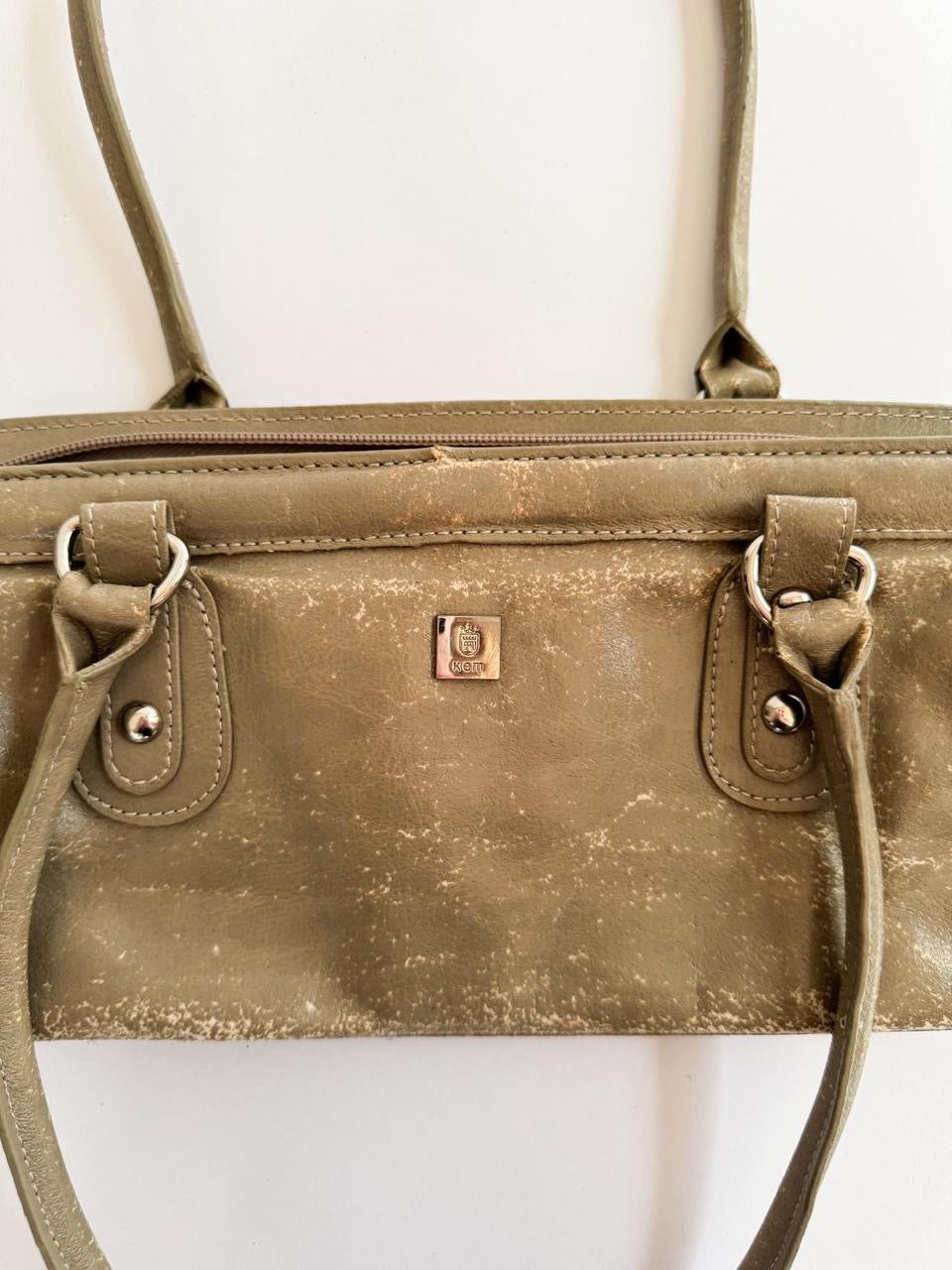 vintage leather distressed shoulder bag
