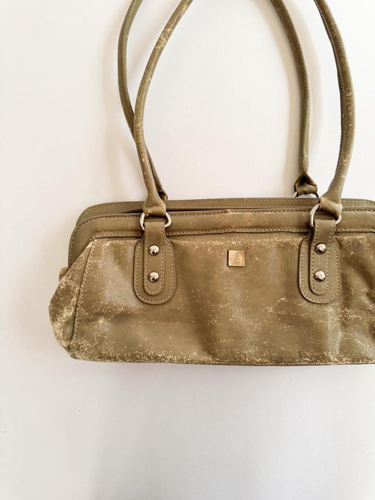 vintage leather distressed shoulder bag