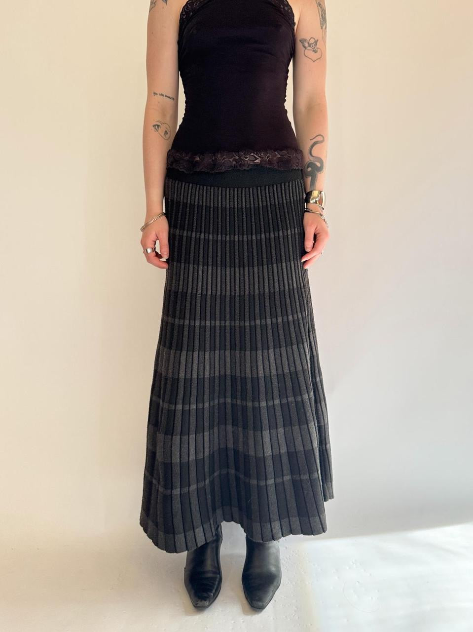 vintage plaid pleated maxi skirt