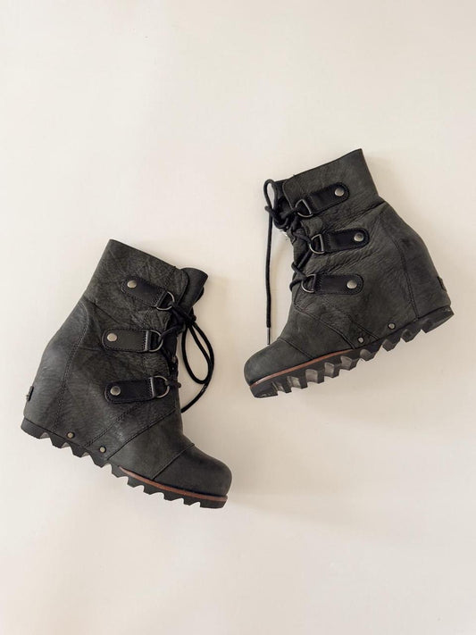 vintage leather wedge boots