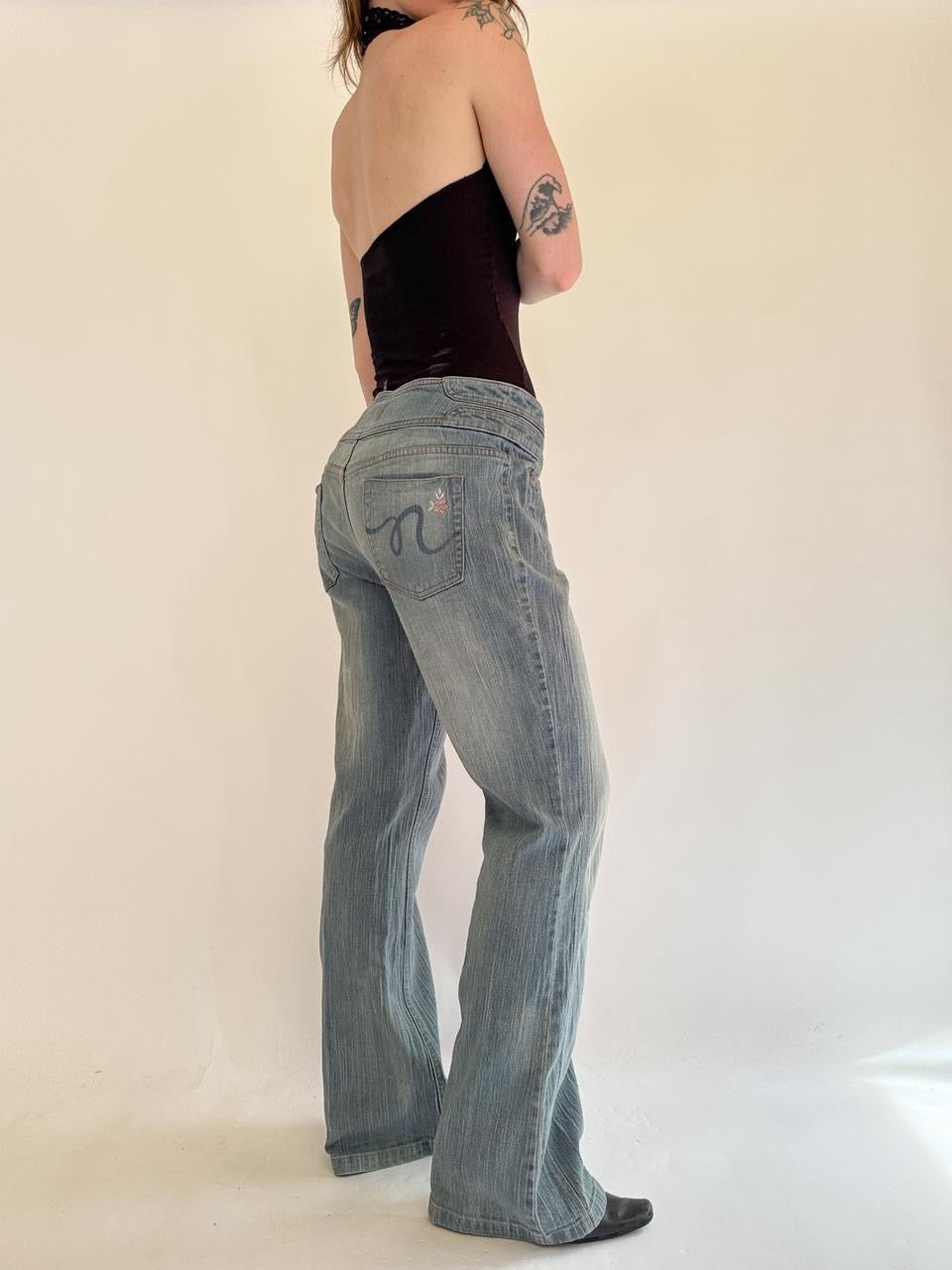 vintage y2k belted flare jeans