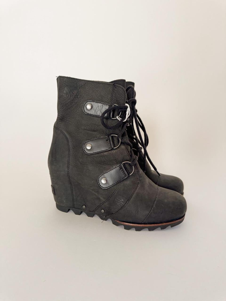 vintage leather wedge boots