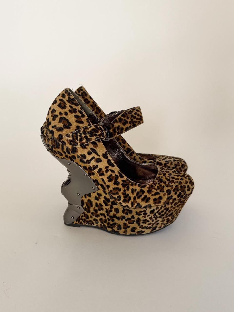 vintage cheetah chrome wedges